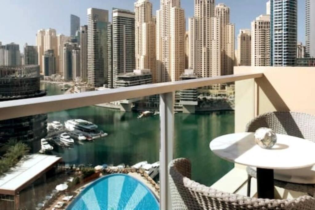 Jw Marriott Hotel Marina Residence Dubai Exterior foto